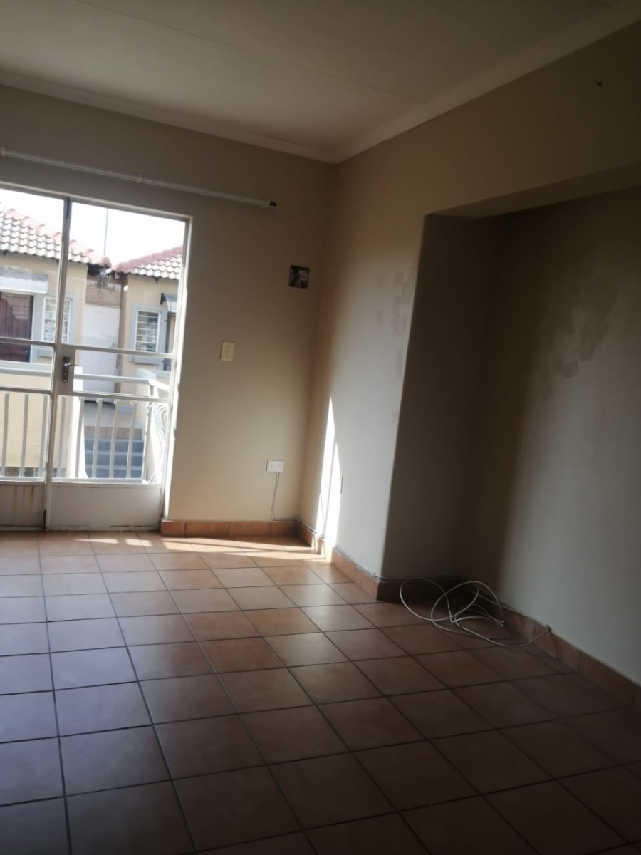 To Let 2 Bedroom Property for Rent in Vaalpark Free State